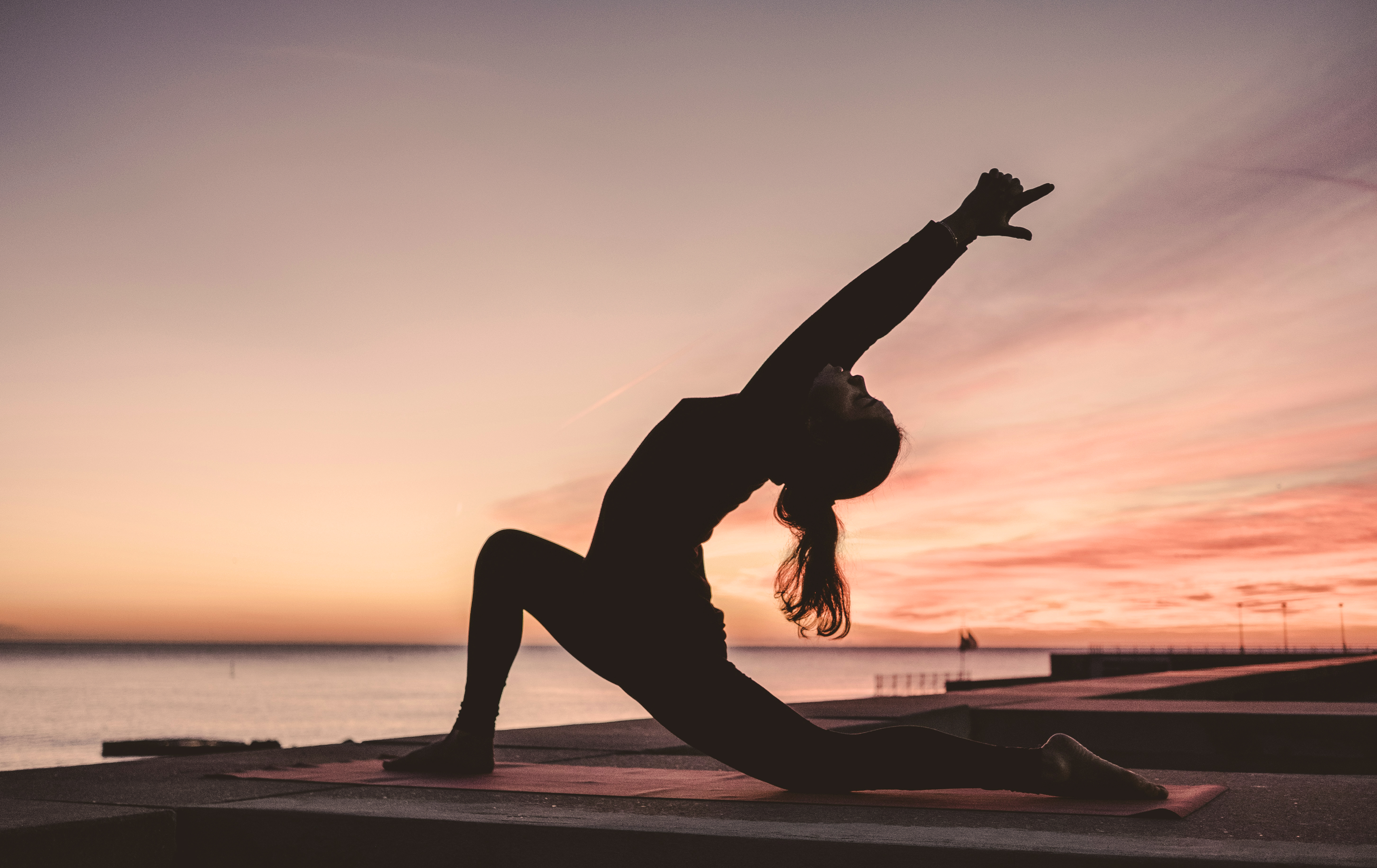 SUNSET YOGA SESSIONS